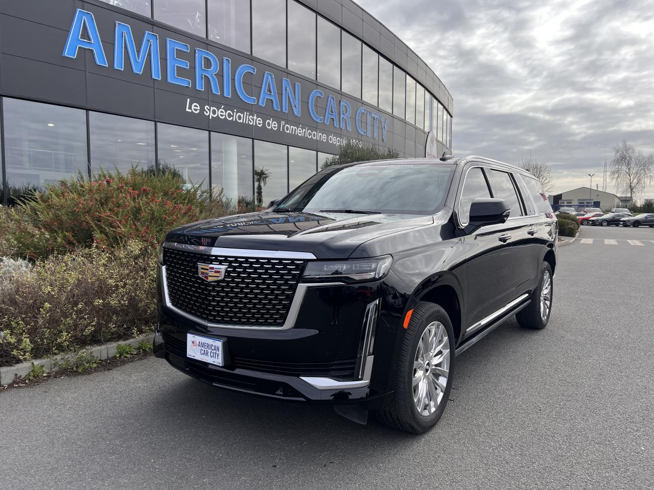 BlackBetty Motors CADILLACESCALADEESV Premium Luxury V8 6.2L CTTE